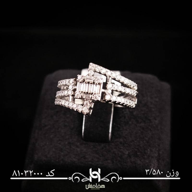 انگشتر نقره زنانه نگین کاری کد 81032000